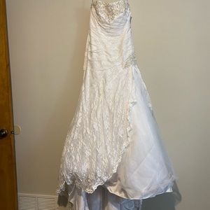 David’s bridal wedding dress